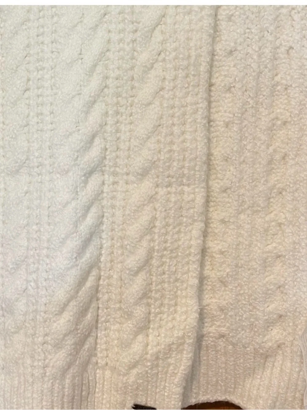 Hollister White Knit Scarf